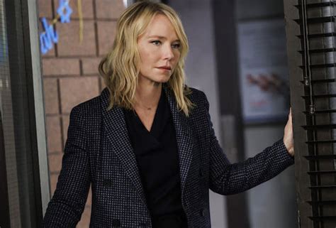 SVU’s Kelli Giddish Shares the (Surprising) Reason Behind Her Exit