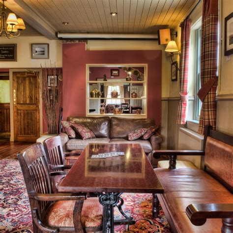 Paul Scott Photography: Interior Photography: Chequers Pub in Bilton