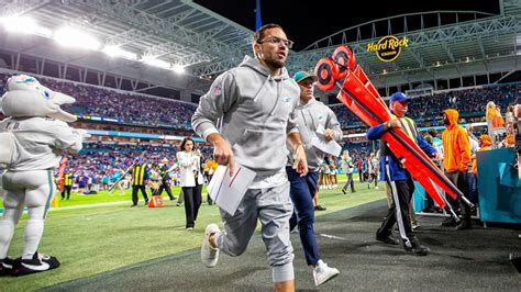 Miami Dolphins Add More Help Amidst Crazy Injuries | Yardbarker