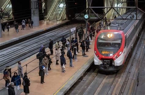 MADRID/ Cercanías pone en marcha 25 trenes más en las C3 y C4 por las obras de la L1 de Metro ...