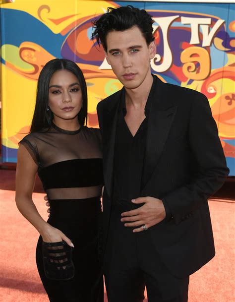 Who is Vanessa Hudgens Boyfriend 2024? Details of Her Relationship ...