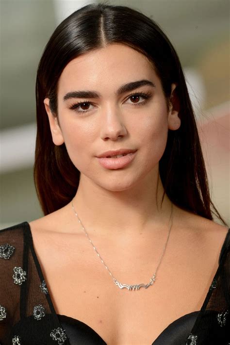 10 pictures that prove Dua Lipa is the ultimate new beauty idol ...