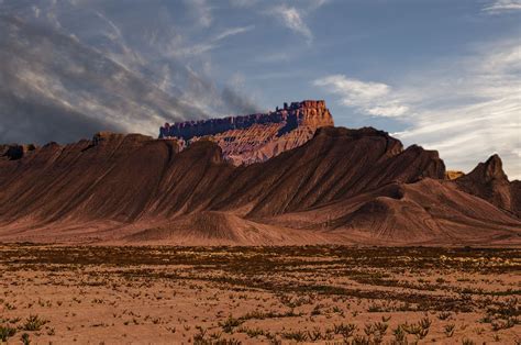 Wallpaper : factorybutte, butte, mesa, Utah, ut, caineville, sand, desert, landscape 3106x2062 ...