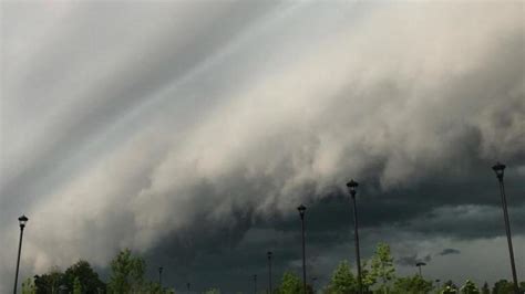 Photos: Storms carrying heavy rain, wind move into Miami Valley | WRGT