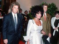 10 Celebrity paparazzi scandals in the 90s ideas | celebrities, scandal ...