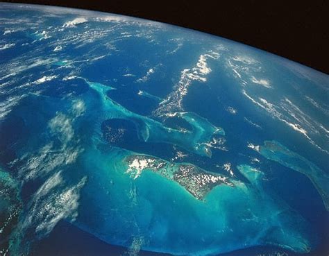 Bermuda Triangle Satellite View - Space Pictures by Nasa | Bermuda ...