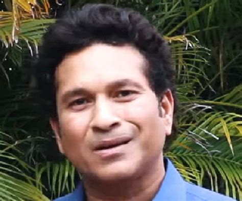 Sachin Tendulkar Biography - Facts, Childhood, Family Life & Achievements