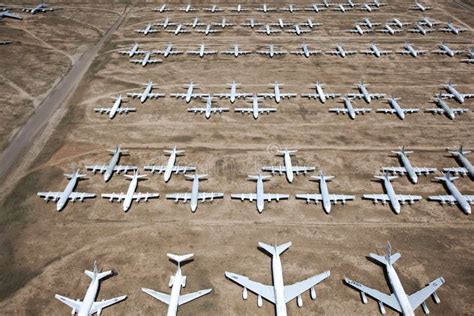 Airplane Boneyard editorial image. Image of retired, desert - 40652085