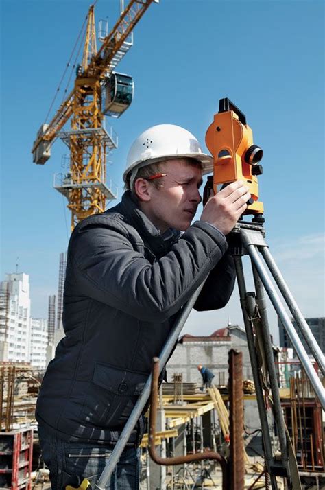 Theodolite | Angle Measurement, Surveying & Navigation | Britannica