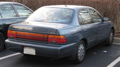 1995 Toyota Corolla LE - Sedan 1.8L auto