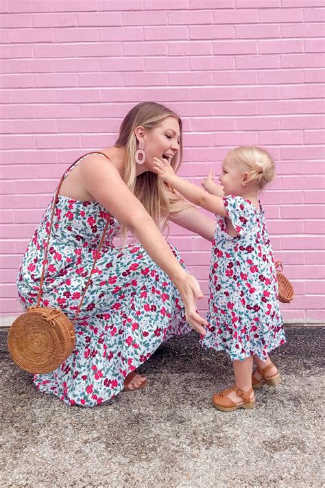 Old Navy Floral Dresses | Everley & Me | Mommy & Me Style Blog