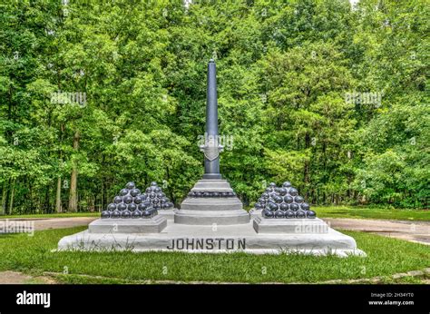 Monument to Commanding Confederate General Albert Sidney Johnston on the battlefield of Shiloh ...