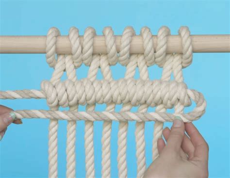 How do you tie a Horizontal Double Half Hitch? – MODERN MACRAMÉ