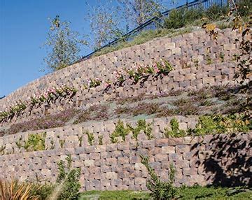 Retaining Wall Systems - Plaisted Landscape Supply