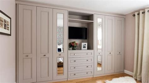 The New Harpsden Range of Fitted Bedrooms | Hammonds | Fitted bedrooms, Fitted wardrobes bedroom ...