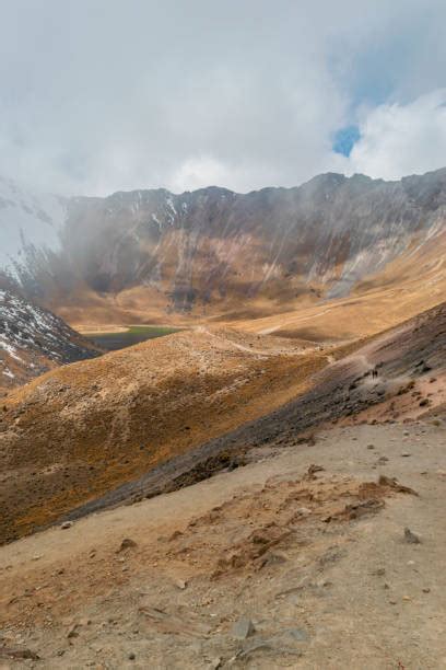 Toluca Weather Stock Photos, Pictures & Royalty-Free Images - iStock