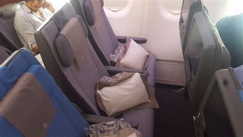 Flight review: Singapore Airlines A380 economy class – Business Traveller