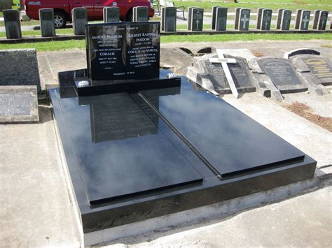 Full Grave Covers - Jacobsen Headstones