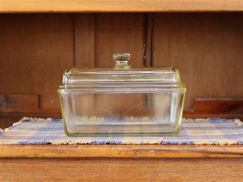 Westinghouse Clear Glass Loaf/Bread Pan with Domed Lid | Etsy | Clear glass, Food odor, Glass