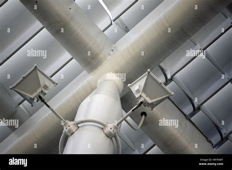 Modern wing art institute of chicago hi-res stock photography and ...