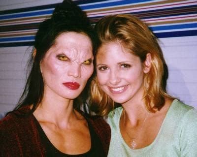 Sarah Michelle Gellar - BtVS - Behind the Scene photo (993167) - fanpop