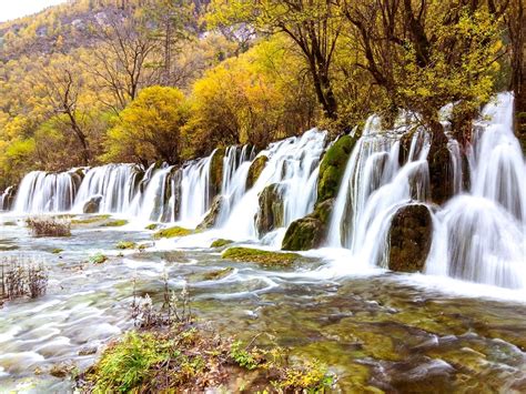 Lac des Cinq Fleurs en Chine : le joyau du parc de Jiuzhaigou – Bouger ...