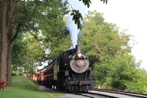 7 Most Beautiful Train Rides In Pennsylvania To Take This Fall ...