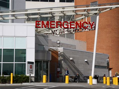 Emergency general surgeries diverted from Rockyview Hospital | Toronto Sun