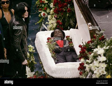 The michael jackson funeral service hi-res stock photography and images ...