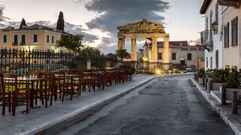 The must-see Athens landmarks revealed in a stroll - Travel to Greece ...