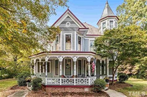 1892 Victorian For Sale In Wake Forest North Carolina — Captivating Houses