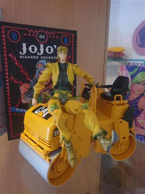 I just bought a road roller for dio :) he looks so happy : r/wholesomejojo