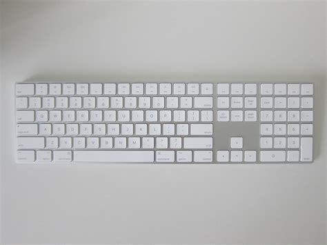 Apple Magic Keyboard With Numeric Keypad « Blog | lesterchan.net