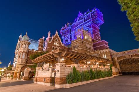 Disney Around the World: Tower of Terror - Disney Tourist Blog