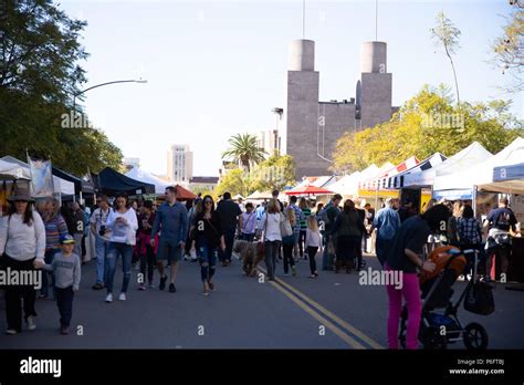 Farmers Market Crowd, Little Italy, San Diego Stock Photo - Alamy