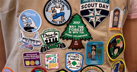 Girl Scouts sue Boy Scouts over program’s name change | Long Island ...