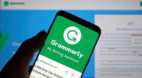 Grammarly Check Logo and App Editorial Photography - Image of grammarly, jeans: 134189937