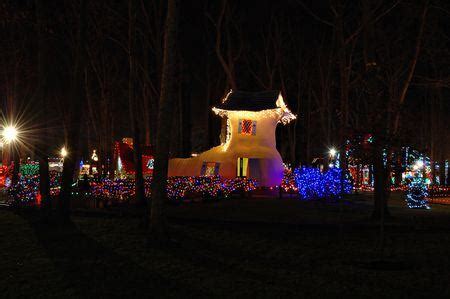 Storybook Land showcases its million-lights display on national Christmas reality show - nj.com