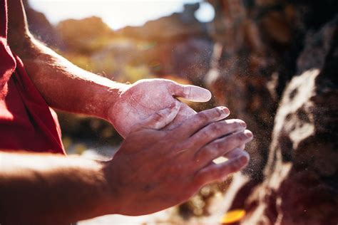 Which Type of Climbing Chalk Is Best for You?