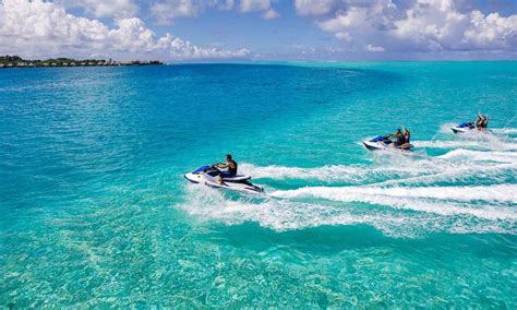 Circle Island Tour by Jet Ski, Bora Bora Activities | Tahiti.com