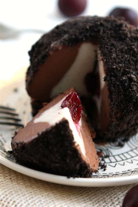 Chocolate and Vanilla Tartufo Recipe. - The Pretty Bee