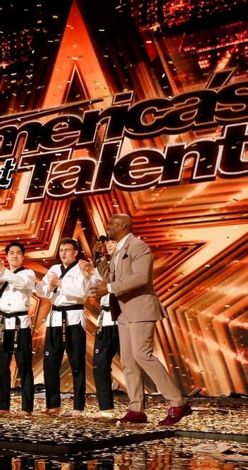 Terry Crews Onstage - America's Got Talent - TV Fanatic