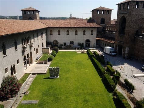 A Splendid Verona Castle called Castelvecchio