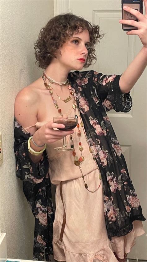 miss hannigan costume | 1920s outfits, Fashion, Fashion inspo