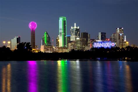 Dallas, TX Skyline at Night with Reunion Tower Stock Photo - Image of color, restaurant: 52272868