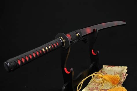 Black steel katana - foliostart