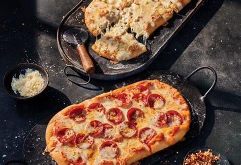 Panera Welcomes New Pepperoni and Four Cheese Flatbread Pizzas