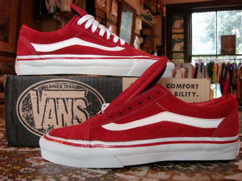 theothersideofthepillow: vintage VANS old skool SOLID red SUEDE style ...