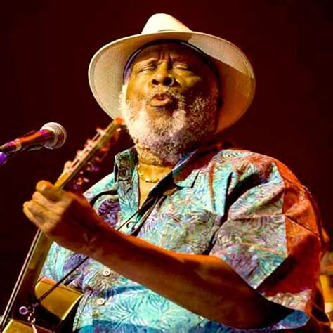 Taj Mahal: from the roots to contemporary blues - Guitar Prof