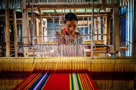 Handlooms of India - The Story of Indian Weaving Arts!